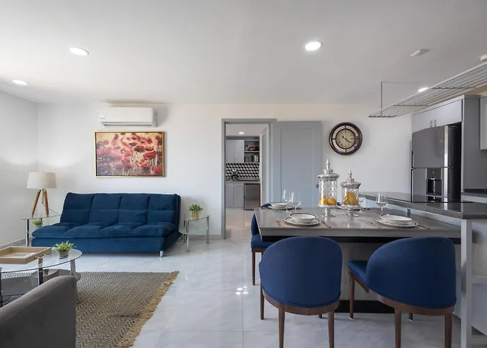 Cabo Cove 408 Aparthotel 4*
